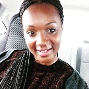 Meet your Posher, Stacy